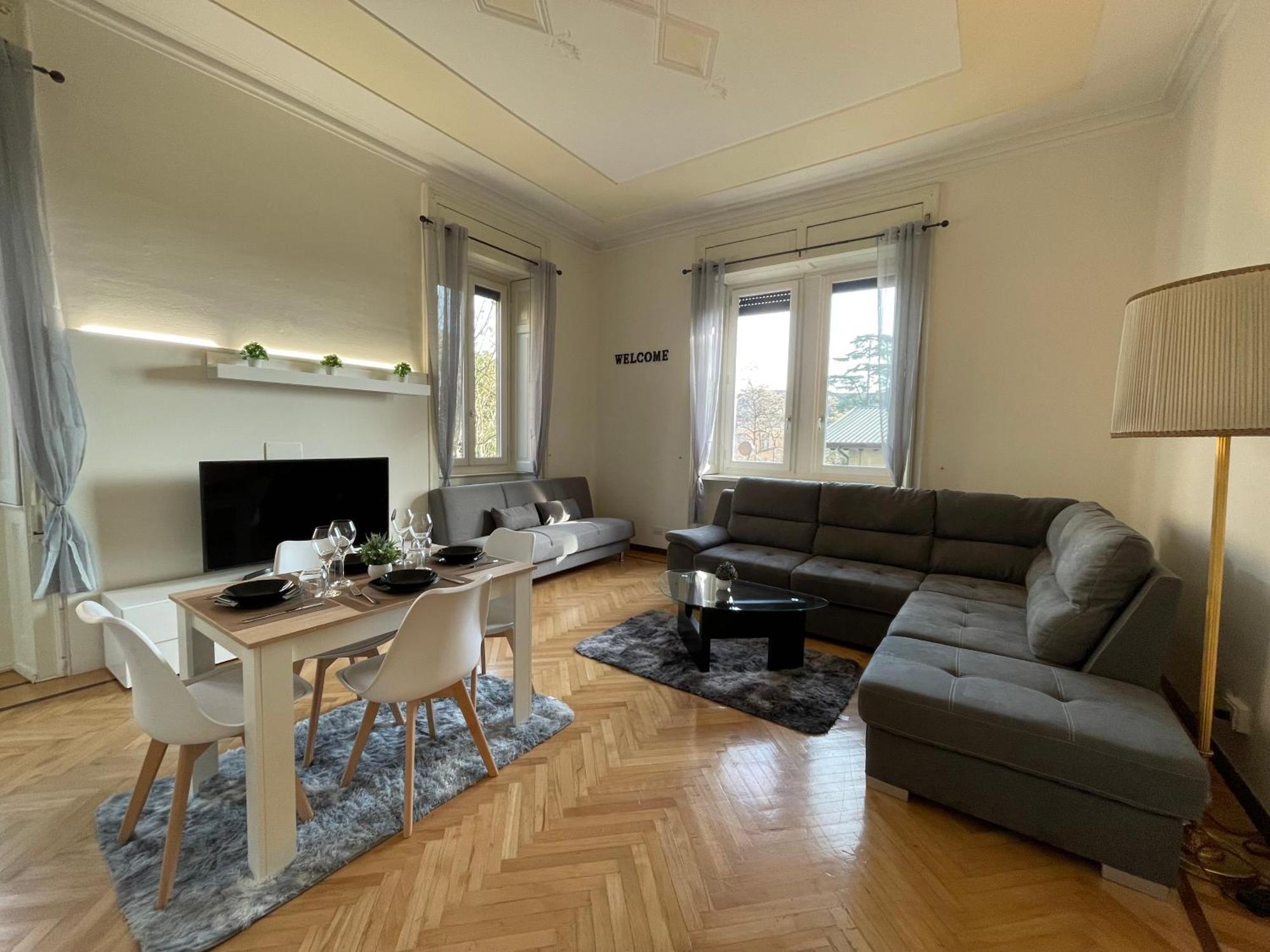 Bg Central Royal Suite Con Parcheggio - Vista Citta Alta Bergamo Exterior foto